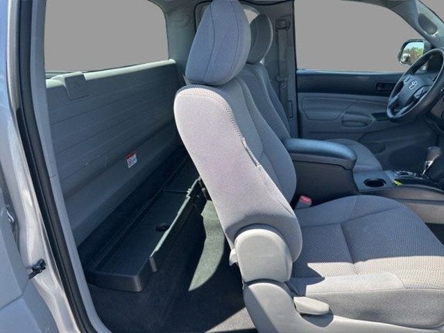 2015 Toyota Tacoma Base