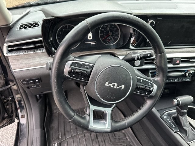 2022 Kia K5 EX