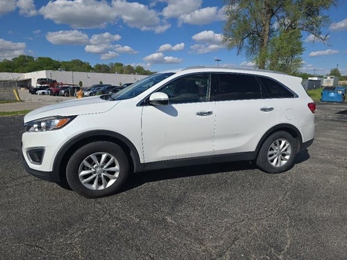 2017 Kia Sorento LX