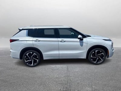 2022 Mitsubishi Outlander SEL