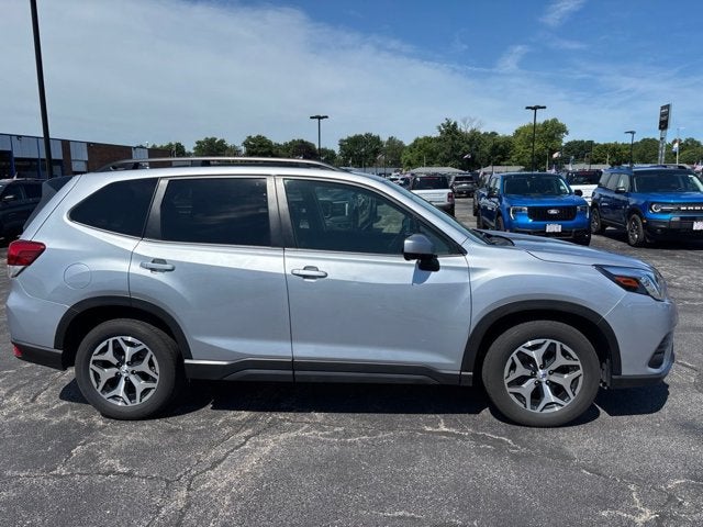 2024 Subaru Forester Premium